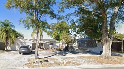 Building Photo - 3979 43rd Ave N
