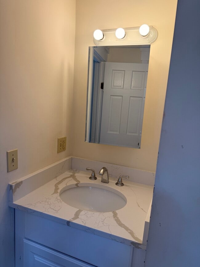 Photo - 84 Broad St Apartment