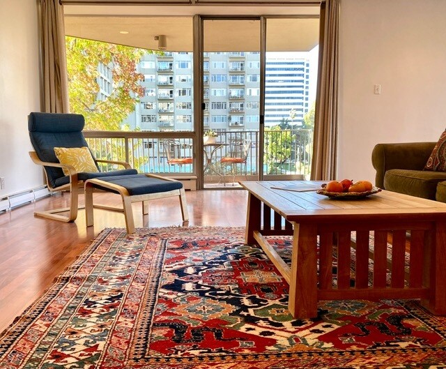 Living room & balcony - 177 19th St
