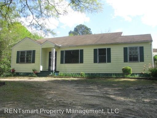 Primary Photo - 4350 Forrest Rd