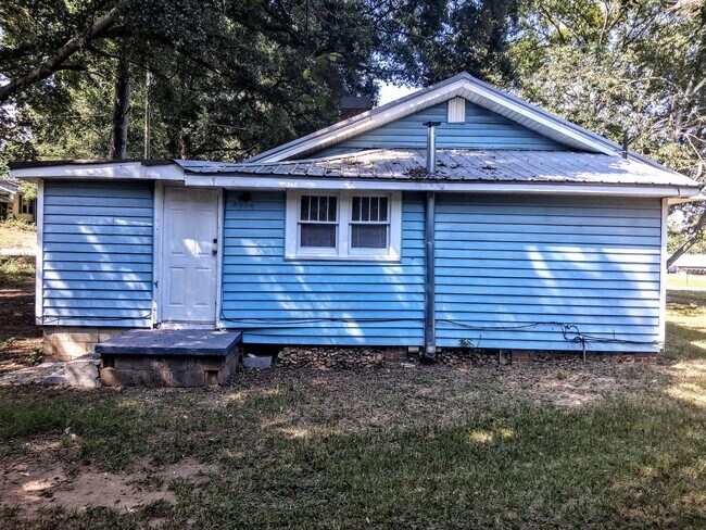 Foto del edificio - Charming 2 Bedroom Home in the Heart of Oxford!