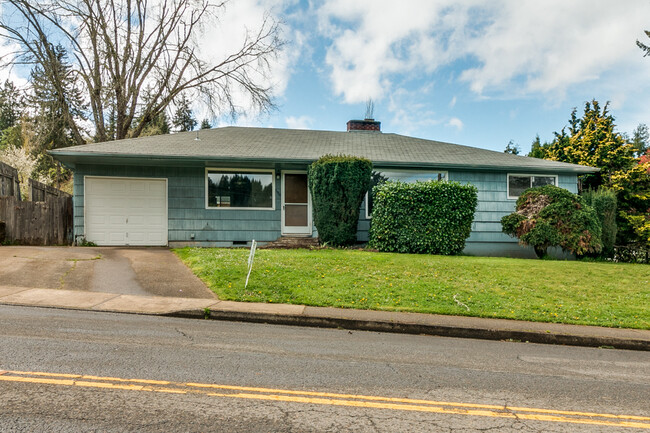 Foto del edificio - 3-Bedroom, 1-Bath duplex In Eugene South H...