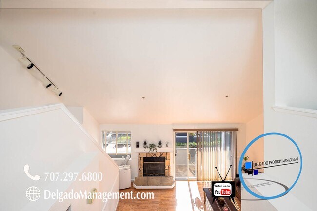 Building Photo - Benicia Lera Village condo