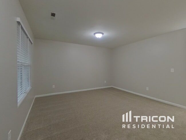 Building Photo - 5318 Artesa Ct