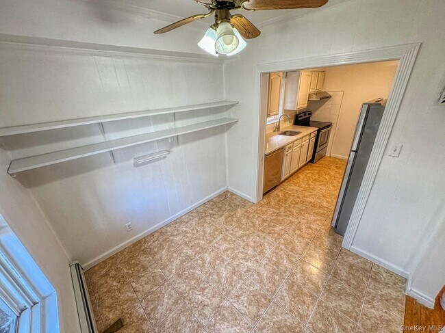 Foto del edificio - 204-11-204-33 33rd Ave