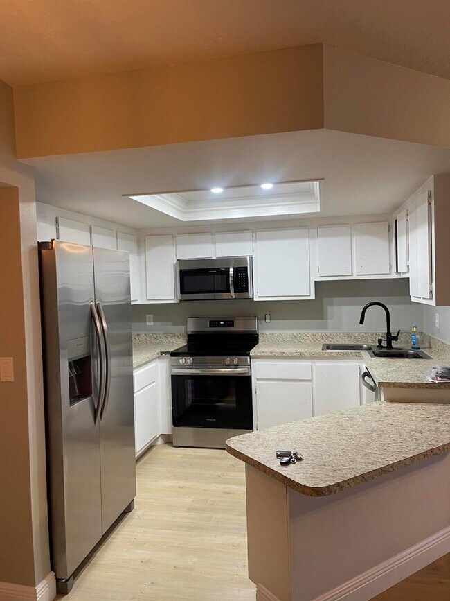 Building Photo - 6520 Chasewood Dr