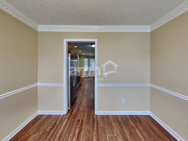 Foto del edificio - 1617 E Blairmont Dr