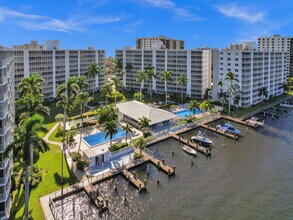 Building Photo - 3300 S Ocean Blvd