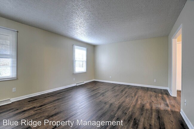 Foto del edificio - 4 br, 2.5 bath House - 328 Blue Haven Drive