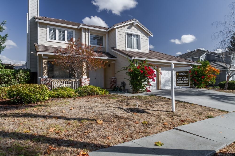 Primary Photo - Amazing Home with Amazing Views