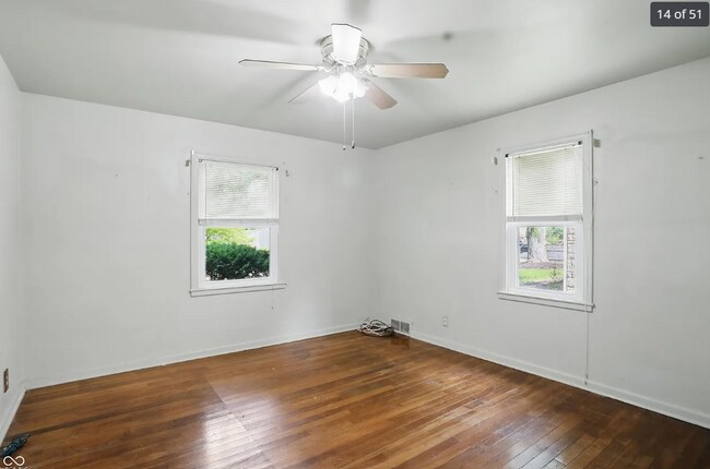 Foto del edificio - 2905 N Warman Ave