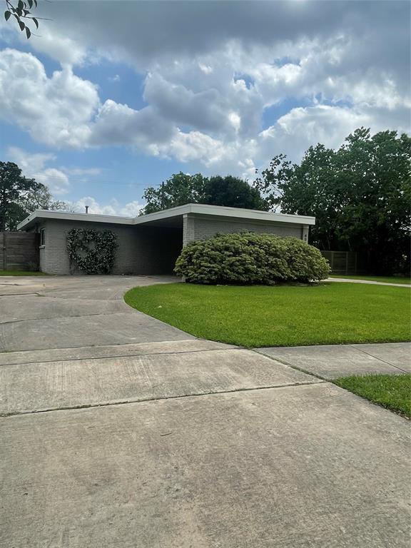 Building Photo - 4011 Ebbtide Dr
