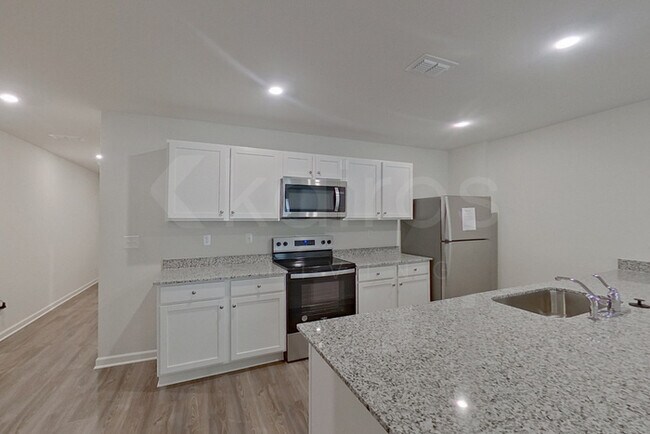 Foto del edificio - 366 Ironwood Ct