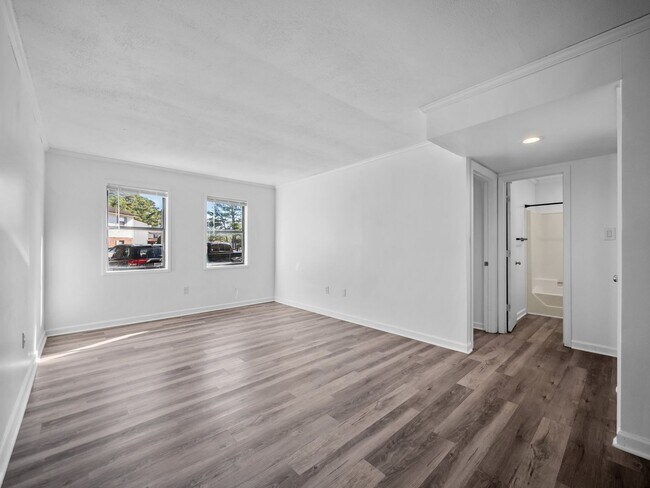 Foto del edificio - Ravenwood Apartments!!