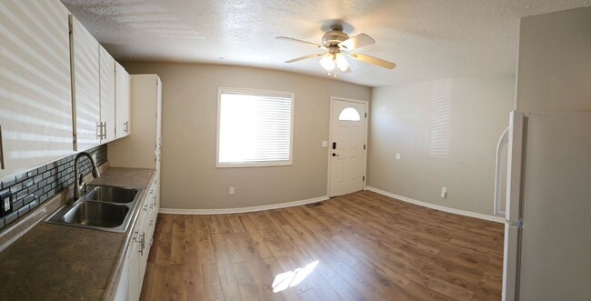 Foto del edificio - Townhouse For Rent In Rexburg