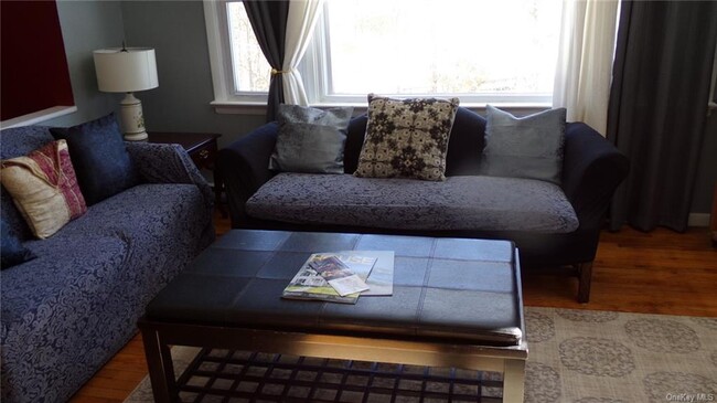 Foto del edificio - 43 Glenmere Homesites Rd
