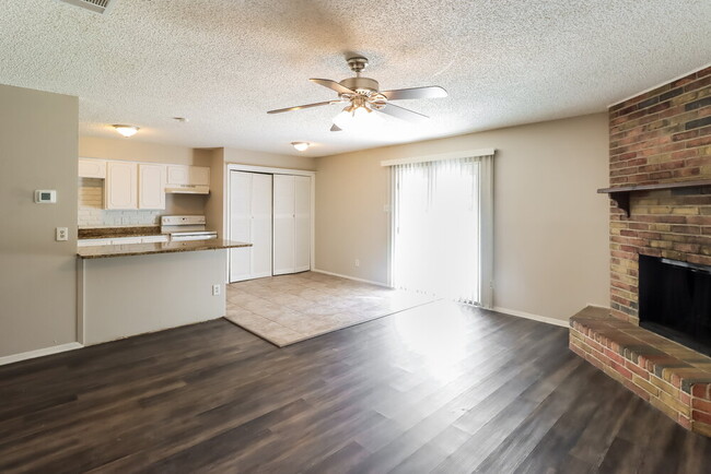 Building Photo - 521 Annapolis Dr