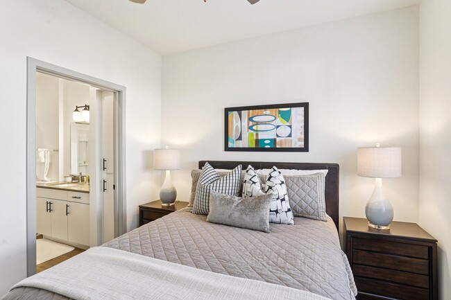 Building Photo - Cottonwood Ranch