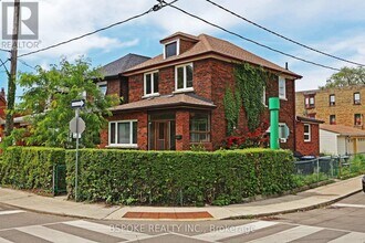 Building Photo - 68 Roxton Rd