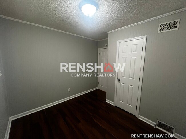 Foto del edificio - 289 Charter Ave