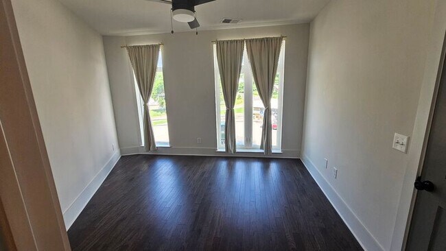 Foto del edificio - 1507 Porter Rd