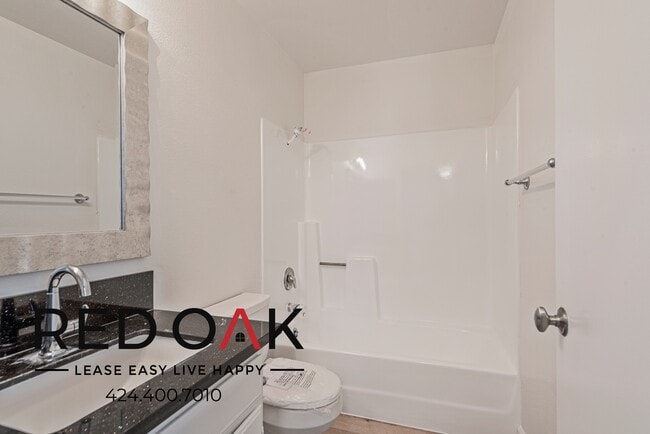 Foto del edificio - 1017 S Kingsley Dr