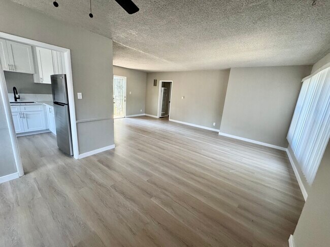 Foto del edificio - 4052 Coco Ave