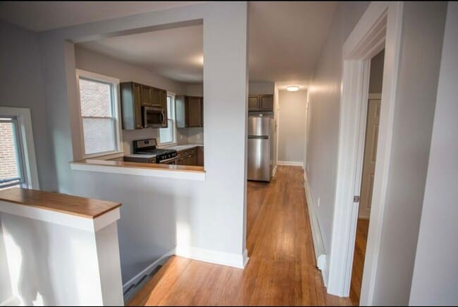 Building Photo - 149 Richmond Ave