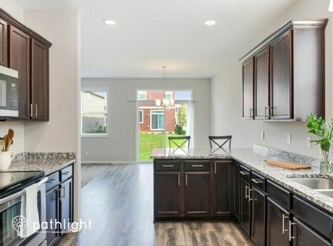 Foto del edificio - 5530 Utah Avenue N, New Hope, MN, 55428