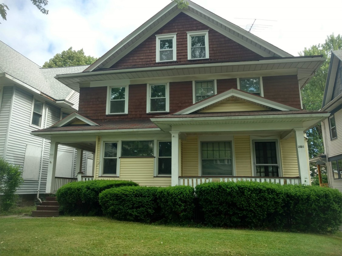 Primary Photo - 288 Clay Ave