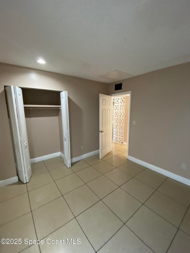 Building Photo - 2014 Port Malabar Blvd NE