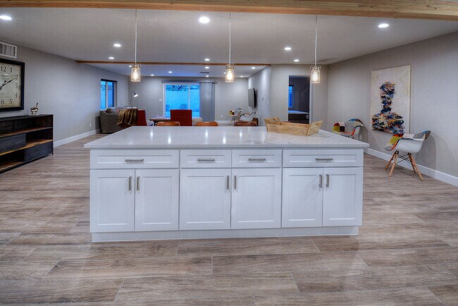 Foto del edificio - PRELEASE FOR AUGUST 2026 - Gorgeous Brick Ranch Home