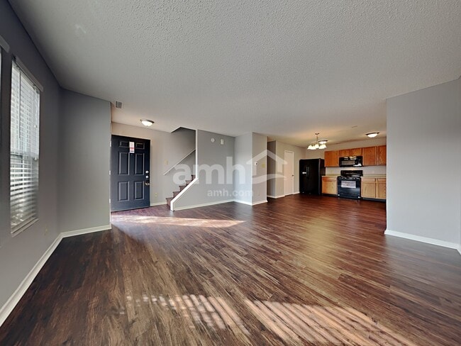 Foto del edificio - 12218 Maize Dr