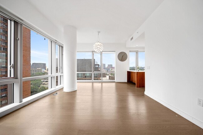 Foto del edificio - 75 Park Ln S