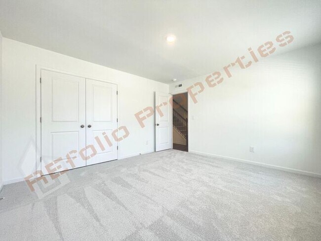 Foto del edificio - Brand New 3 Story 4 bedroom, 3.5 bathroom ...