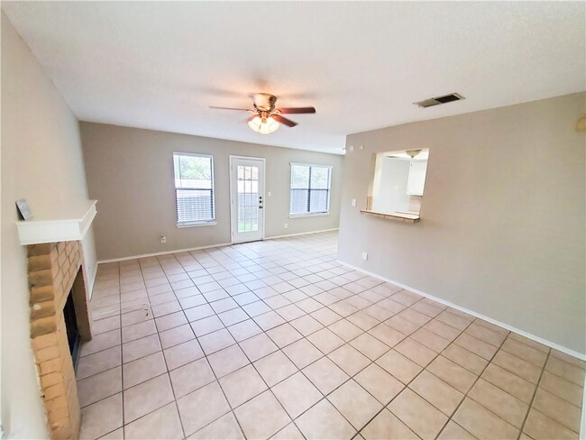 Building Photo - 8806 Springmail Cir