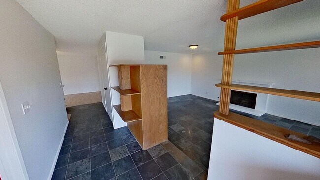Foto del edificio - 4 Bedroom/2 Bathroom house in Goleta