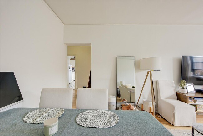 Foto del edificio - 34-21 78th St