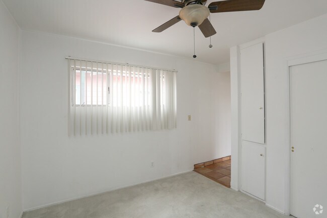 Apartamento 7516 - 7510-7516 Draper Ave