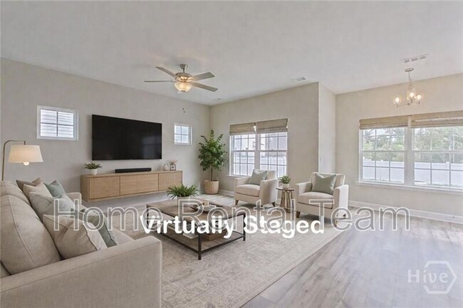 Foto del edificio - 215 James Dr