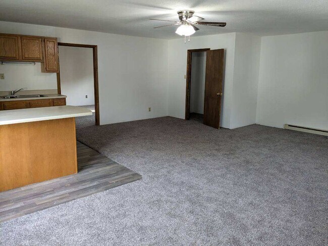 106E - Sala de estar - 106 Park St