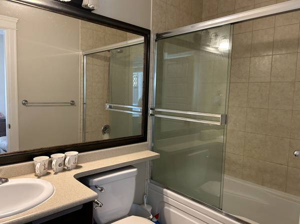 Photo du bâtiment - 1752-156A 156a St