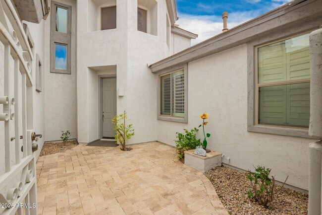 Foto del edificio - Gorgeous 4 Bed 3 Bath 3.5 Car home + Den + Loft + Solar + SPA in Stetson Valley community in Nort...