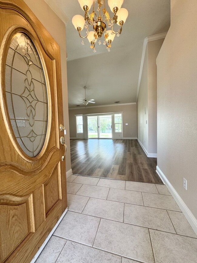 Building Photo - 21789 Seven Lakes Ln