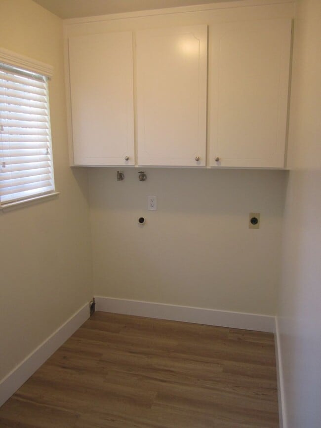 Photo - 1812-1816 Harrison St Apartment