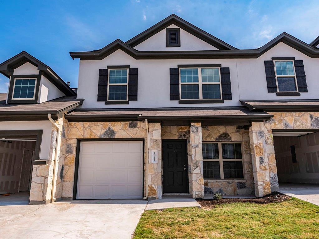 Foto principal - 1611 Airedale Rd