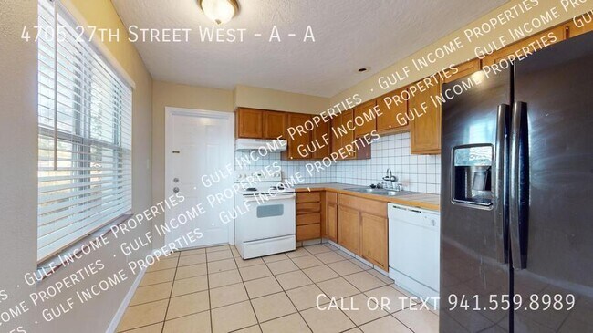 Building Photo - 4705 27th St W