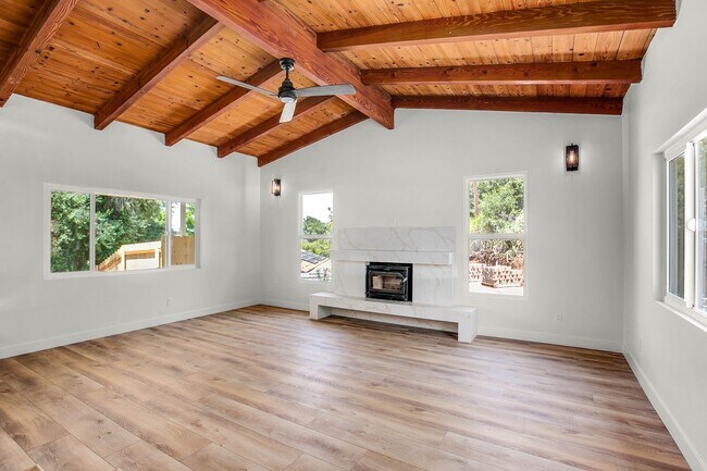 Foto del edificio - 1162 Pebble Springs Ln