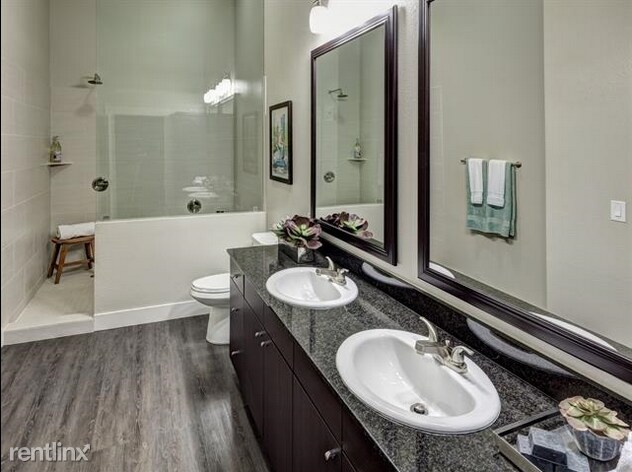 Foto del edificio - Studio, 1 bath Flat - 3716 Maple Ave