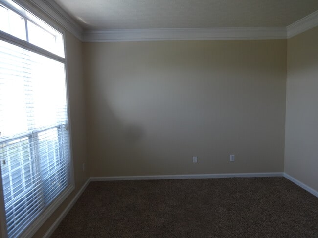Foto del edificio - 834 Glen Abbey Dr